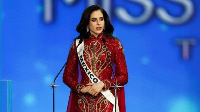 Fátima Bosch Fernández gana la corona de Miss Universo 2025
