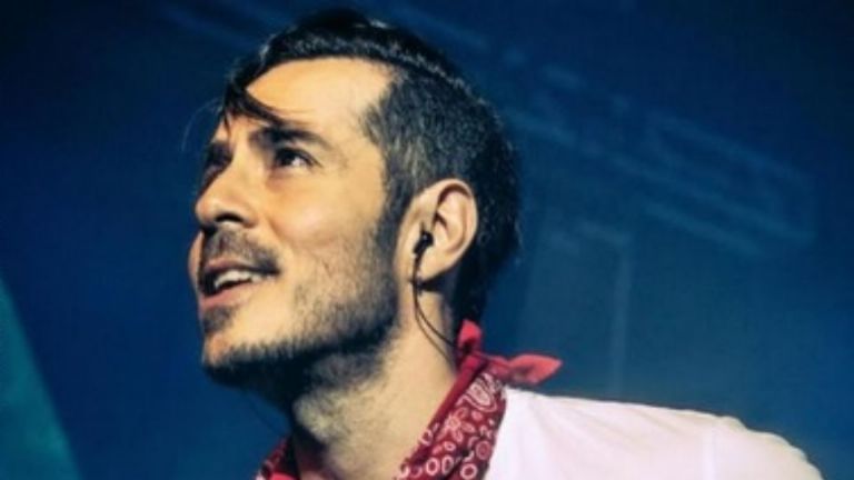 Nodal confronta a Madero teniendo a Ángela Aguilar como foco del motivo