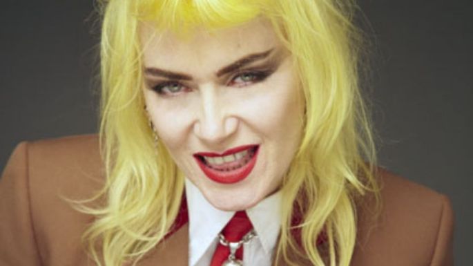 Fallece Pam Hogg, la reina punk de la moda británica que diseñó para Rihanna y Lady Gaga