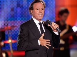 Julio Iglesias niega las acusaciones en su contra tras escándalo de presuntos abusos