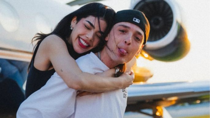 Kenia Os cuenta cómo conoció a Peso Pluma y los fans la llaman "la nueva Ángela Aguilar"